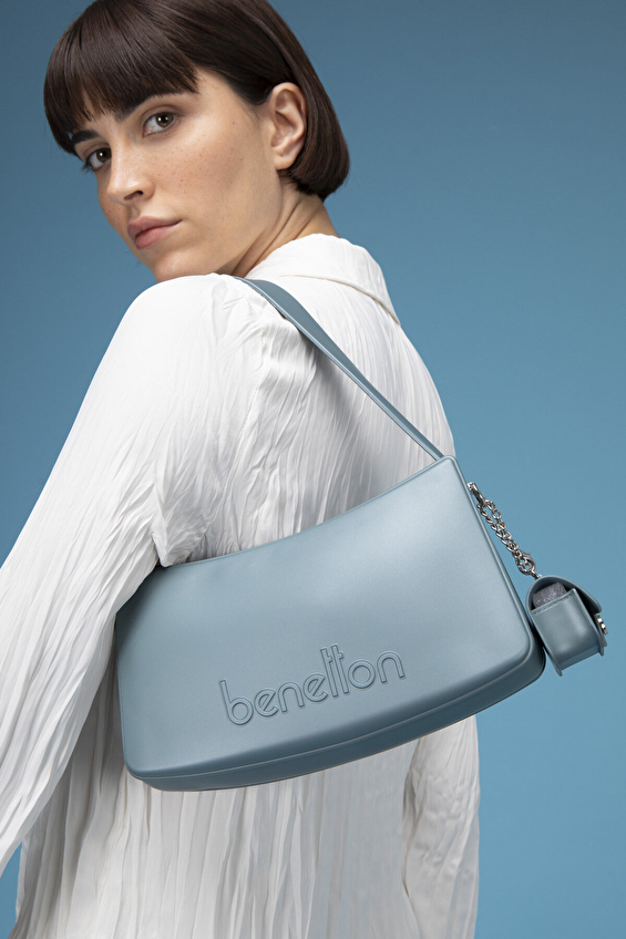 United Colors Of Benetton Kadın El Çantası BNT_1467 Mavi United Colors Of Benetton Kadın El Çantası BNT_1467 Mavi