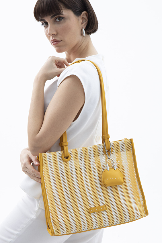 Sisley Kadın Kol Çantası SLY_226 Sarı Sisley Kadın Kol Çantası SLY_226 Sarı