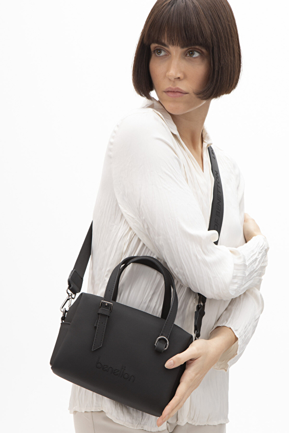 United Colors Of Benetton Kadın Çapraz Çanta BNT_1582 Siyah United Colors Of Benetton Kadın Çapraz Çanta BNT_1582 Siyah