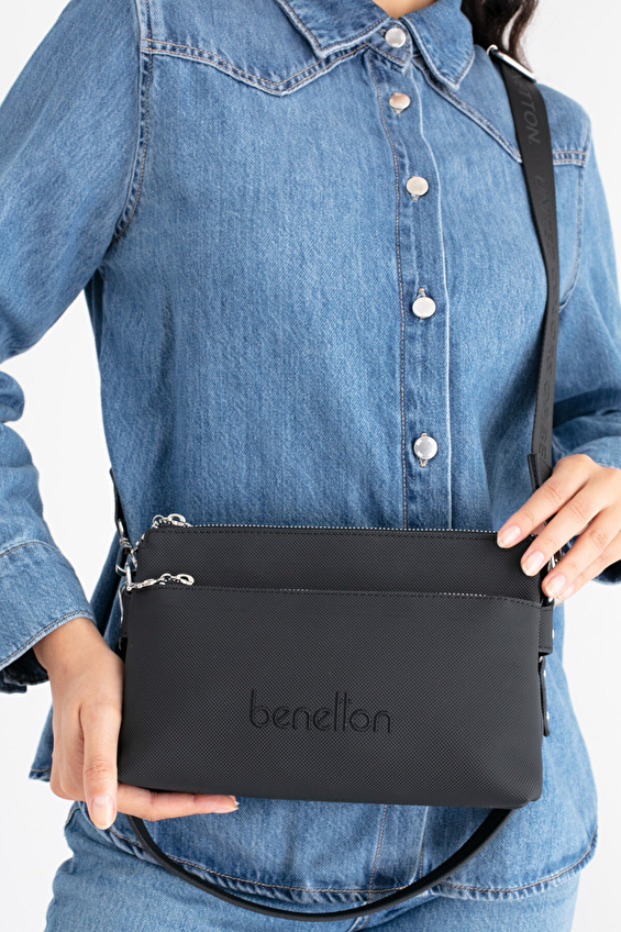 United Colors Of Benetton Kadın Çapraz Çanta BNT_1667 Siyah United Colors Of Benetton Kadın Çapraz Çanta BNT_1667 Siyah