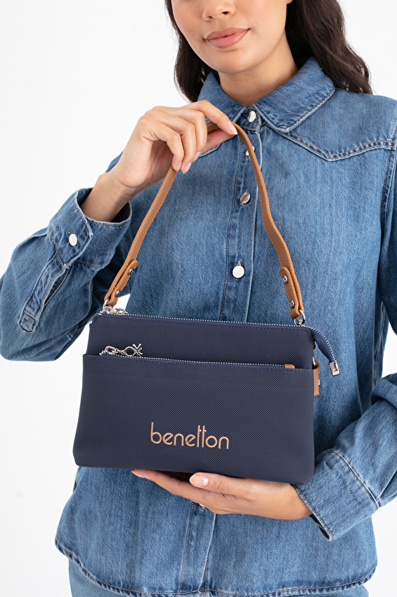 United Colors Of Benetton Kadın Çapraz Çanta BNT_1667 Lacıvert/camel United Colors Of Benetton Kadın Çapraz Çanta BNT_1667 Lacıvert/camel