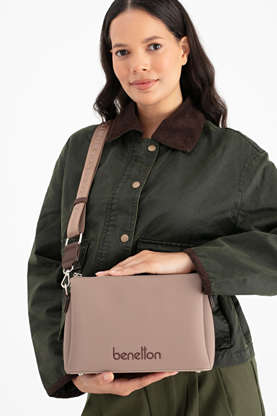 United Colors Of Benetton Kadın Çapraz Çanta BNT_1671 Vizon/kahve United Colors Of Benetton Kadın Çapraz Çanta BNT_1671 Vizon/kahve