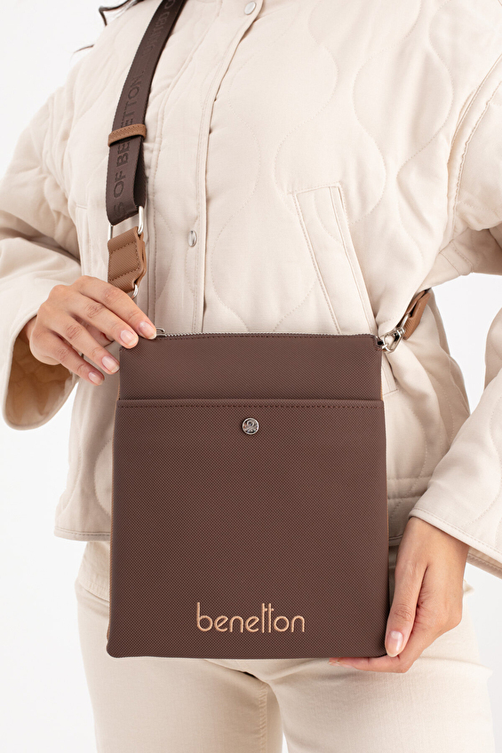 United Colors Of Benetton Kadın Çapraz Çanta BNT_1672 Kahve/camel United Colors Of Benetton Kadın Çapraz Çanta BNT_1672 Kahve/camel