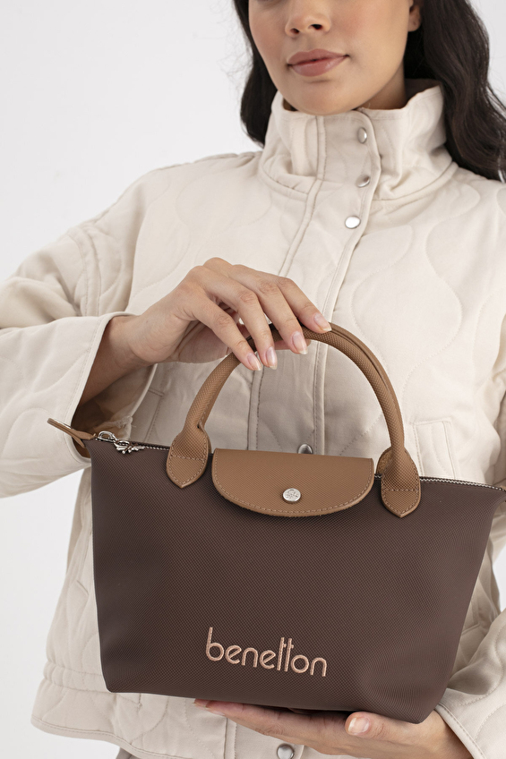 United Colors Of Benetton Kadın Kol Çantası BNT_1702 Kahve/camel United Colors Of Benetton Kadın Kol Çantası BNT_1702 Kahve/camel