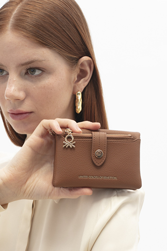 United Colors Of Benetton Kadın Cüzdan BNT_1722 Camel United Colors Of Benetton Kadın Cüzdan BNT_1722 Camel