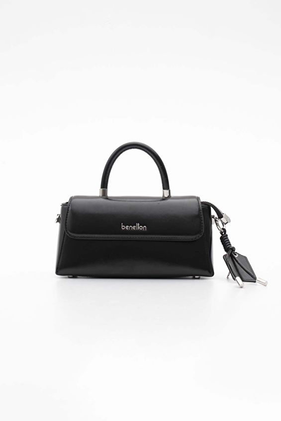 United Colors Of Benetton Kadın Kol Çantası BNT_1752 Siyah United Colors Of Benetton Kadın Kol Çantası BNT_1752 Siyah