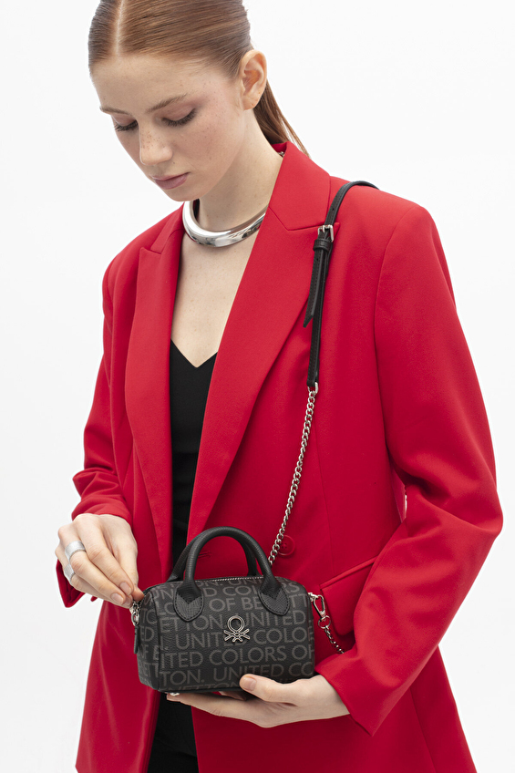 United Colors Of Benetton Kadın Kol Çantası BNT_1788 Siyah United Colors Of Benetton Kadın Kol Çantası BNT_1788 Siyah