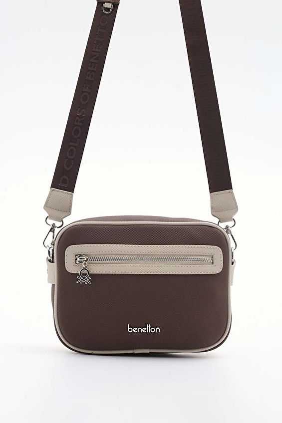 United Colors Of Benetton Kadın Kol Çantası BNT_1819 Kahve/taş United Colors Of Benetton Kadın Kol Çantası BNT_1819 Kahve/taş