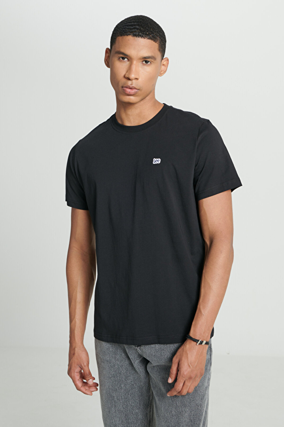 Lee Regular Fit Bisiklet Yaka Kısa Kol Erkek Tişört L60UFQ01 Siyah Lee Regular Fit Bisiklet Yaka Kısa Kol Erkek Tişört L60UFQ01 Siyah