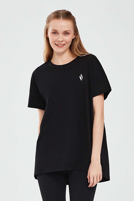 Skechers Kadın Tişört S221482 001 Siyah Skechers Kadın Tişört S221482 001 Siyah