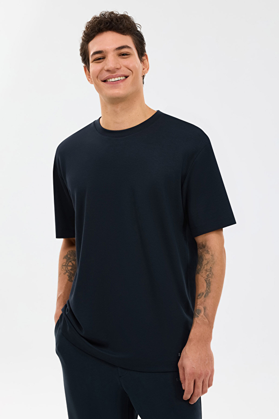 Skechers Erkek Soft Touch Tişört S2610136 3817 Siyah Skechers Erkek Soft Touch Tişört S2610136 3817 Siyah