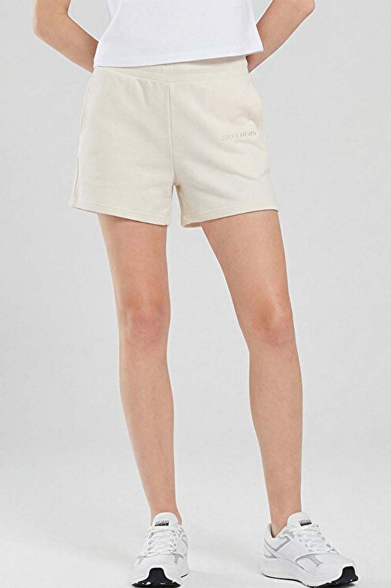 Skechers Kadın Essential Şort S2610001 3855 Beyaz Skechers Kadın Essential Şort S2610001 3855 Beyaz