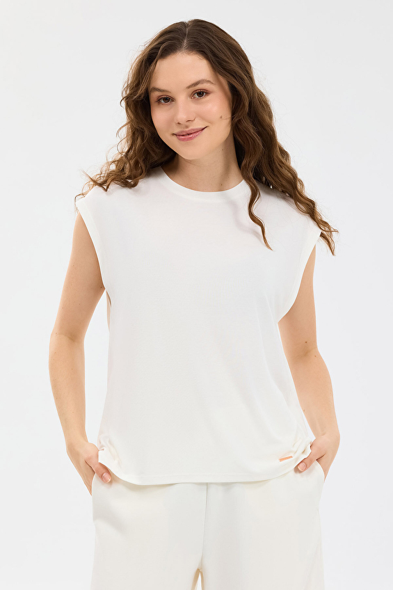 Skechers Kadın Soft Touch Tişört S2610047 3855 Beyaz Skechers Kadın Soft Touch Tişört S2610047 3855 Beyaz