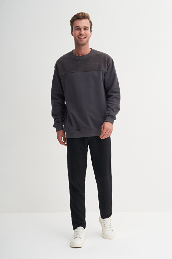 Cazador Relax Fit Erkek Sweatshırt 50080 Antrasit Cazador Relax Fit Erkek Sweatshırt 50080 Antrasit