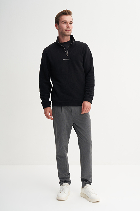 Cazador Regular Fit Erkek Sweatshırt 53200 Siyah Cazador Regular Fit Erkek Sweatshırt 53200 Siyah