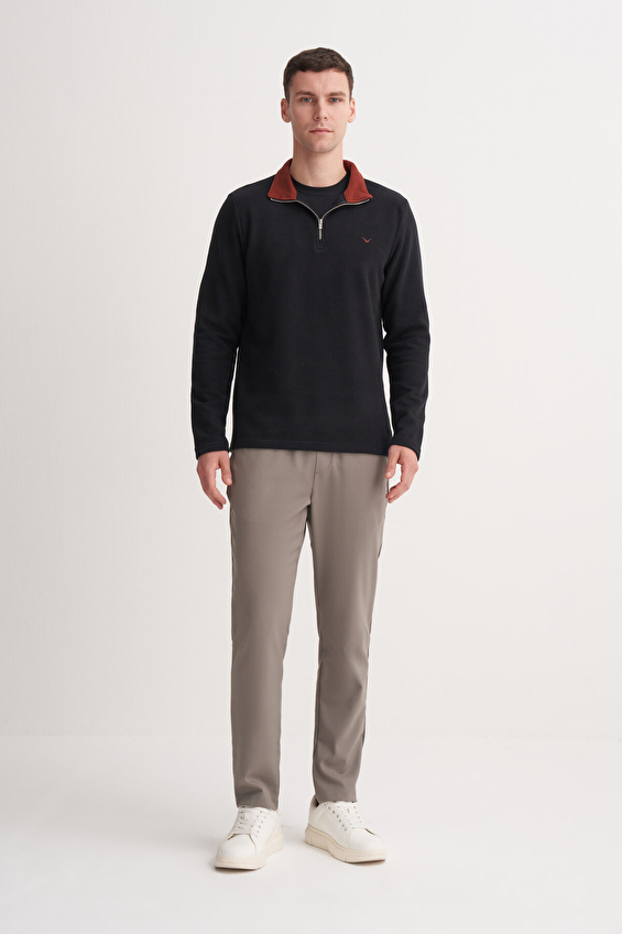 Cazador Slim Fit Erkek Sweatshırt 56430 Siyah Cazador Slim Fit Erkek Sweatshırt 56430 Siyah