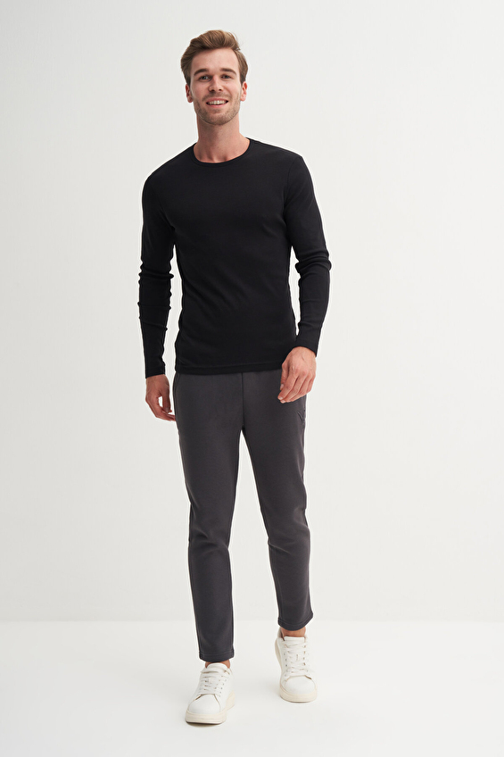 Cazador Slim Fit Erkek Sweatshırt 56030 Siyah Cazador Slim Fit Erkek Sweatshırt 56030 Siyah