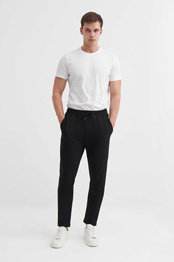 Cazador Slim Fit Erkek Eşofman Altı 80420 Siyah Cazador Slim Fit Erkek Eşofman Altı 80420 Siyah