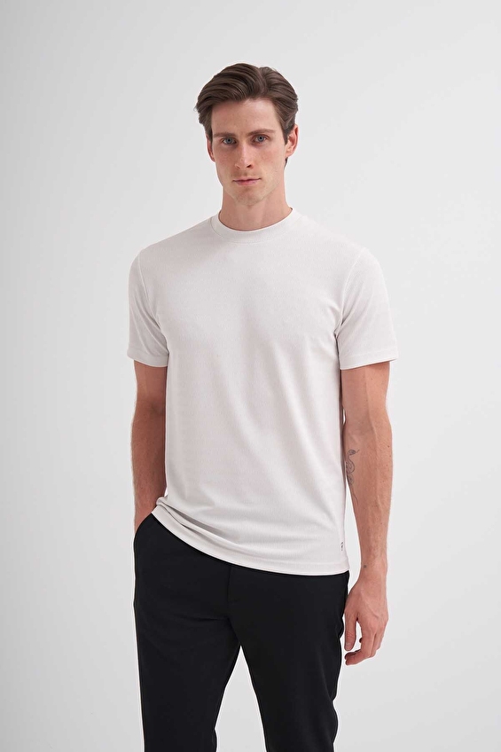 Cazador Regular Fit Erkek Tişört 40470 Beyaz Cazador Regular Fit Erkek Tişört 40470 Beyaz
