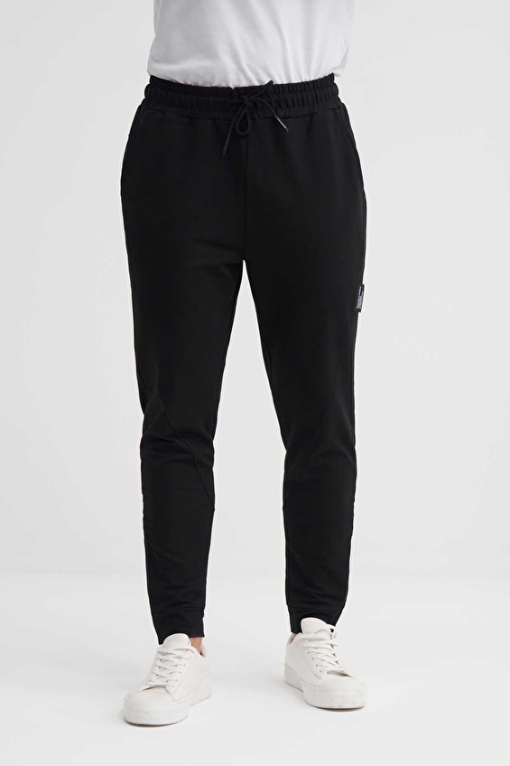 Cazador Slim Fit Erkek Eşofman Altı 80190 Siyah Cazador Slim Fit Erkek Eşofman Altı 80190 Siyah