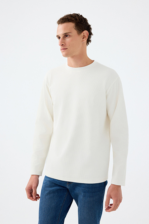 Loft Erkek Sweatshirt LF2037183 OFW Kırık beyaz Loft Erkek Sweatshirt LF2037183 OFW Kırık beyaz