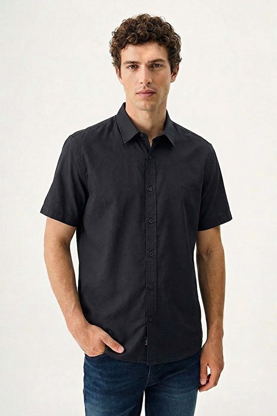 Loft Erkek Kısa Kol Gömlek LF2035478 BLK Siyah Loft Erkek Kısa Kol Gömlek LF2035478 BLK Siyah