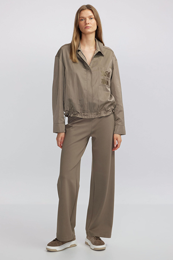 İpekyol Regular Fit Fermuar Kapama Kadın Gömlek IW6240025136 Vizon İpekyol Regular Fit Fermuar Kapama Kadın Gömlek IW6240025136 Vizon