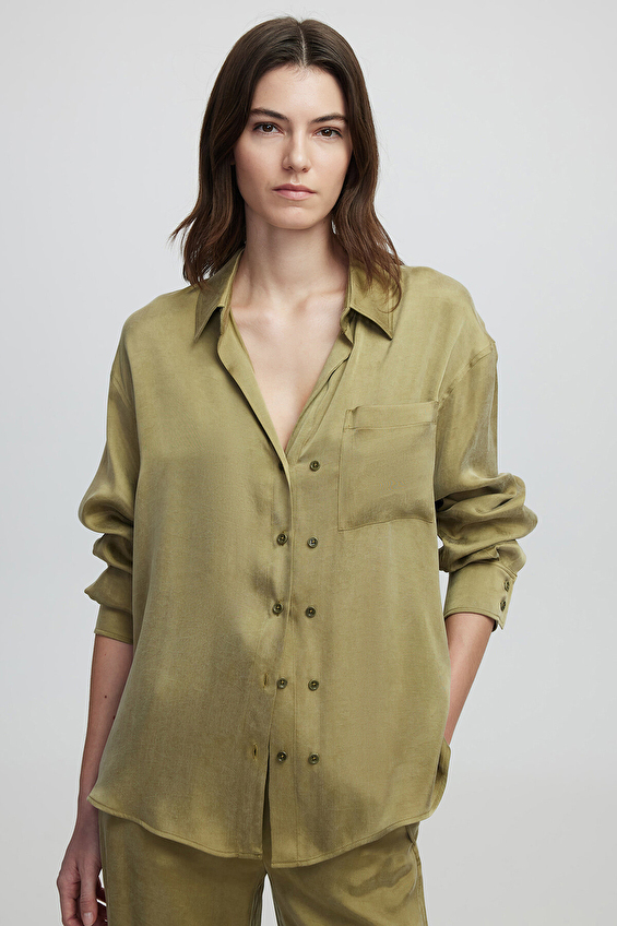 İpekyol Regular Fit Gömlek Yaka Düğme Kapama Düşük Omuz Kadın Gömlek IS1250025101 Haki İpekyol Regular Fit Gömlek Yaka Düğme Kapama Düşük Omuz Kadın Gömlek IS1250025101 Haki