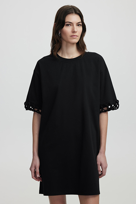 İpekyol Relax Fit Bisiklet Yaka Crop Fit Düşük Omuz Kadın Elbise IS1250002247 Siyah İpekyol Relax Fit Bisiklet Yaka Crop Fit Düşük Omuz Kadın Elbise IS1250002247 Siyah