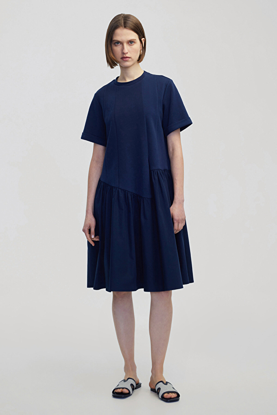 İpekyol Relax Fit Bisiklet Yaka Kadın Elbise IS1250002491 Lacivert İpekyol Relax Fit Bisiklet Yaka Kadın Elbise IS1250002491 Lacivert