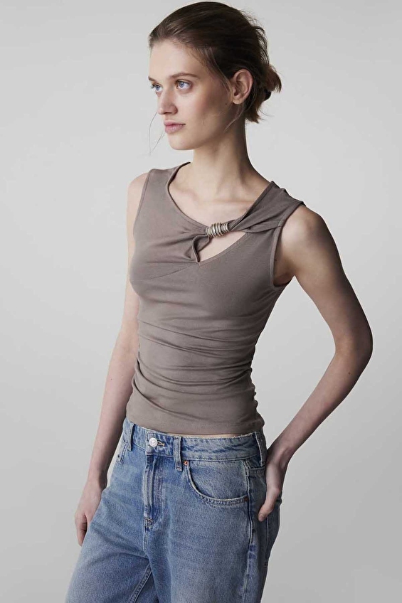 İpekyol Kadın Tişört IS1260070063 Vizon İpekyol Kadın Tişört IS1260070063 Vizon