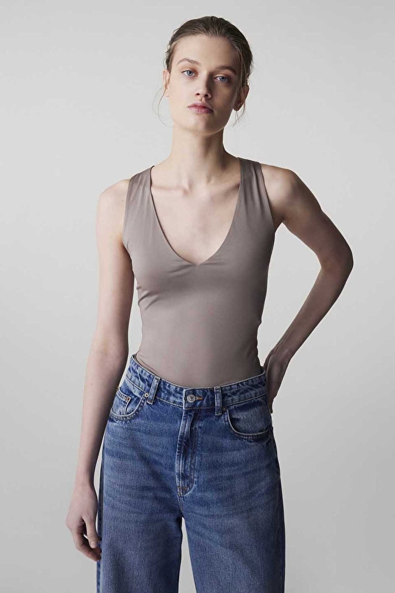 İpekyol Kadın Tişört IS1260070100 Vizon İpekyol Kadın Tişört IS1260070100 Vizon