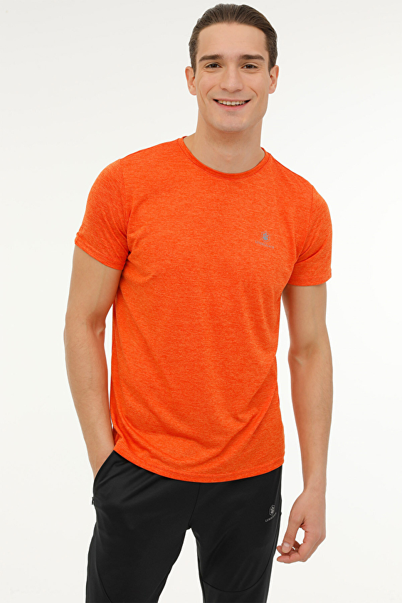 Lumberjack Regular Fit Bisiklet Yaka Erkek Tişört BASIC CT1328 Turuncu Lumberjack Regular Fit Bisiklet Yaka Erkek Tişört BASIC CT1328 Turuncu
