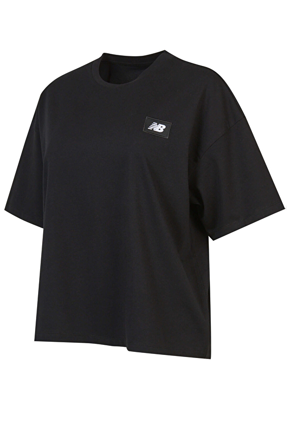 New Balance Kadın Tişört WNT1520 BK Siyah New Balance Kadın Tişört WNT1520 BK Siyah