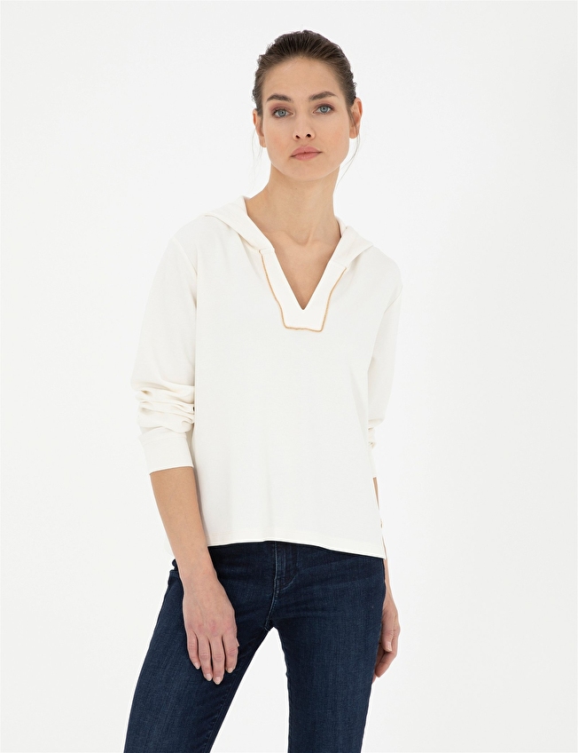 Pierre Cardin Regular Fit Kapüşonlu Kadın Sweatshirt 1830109 VR019 Ekru Pierre Cardin Regular Fit Kapüşonlu Kadın Sweatshirt 1830109 VR019 Ekru