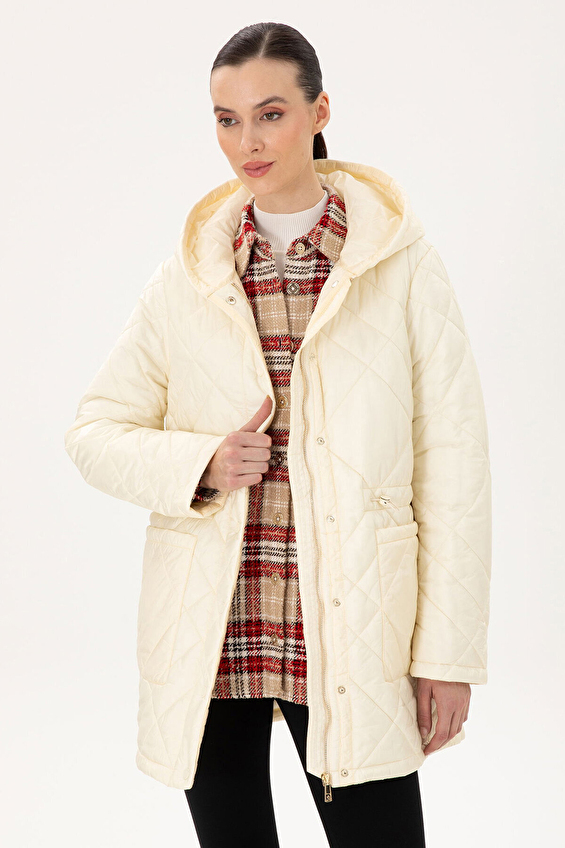 Pierre Cardin Regular Fit Uzun Kollu Kadın Kaban 2035657 VR019 Bej Pierre Cardin Regular Fit Uzun Kollu Kadın Kaban 2035657 VR019 Bej