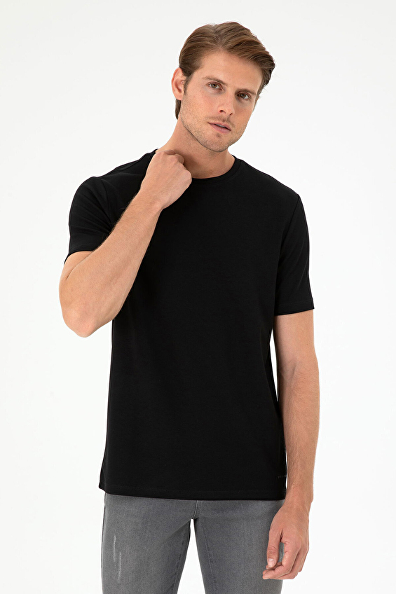 Pierre Cardin Regular Fit Bisiklet Yaka Kısa Kol Erkek Tişört 1963327 Siyah Pierre Cardin Regular Fit Bisiklet Yaka Kısa Kol Erkek Tişört 1963327 Siyah