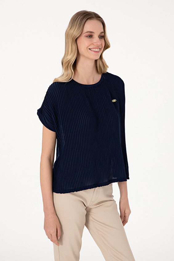 U.S. Polo Assn. Bisiklet Yaka Crop Top Kısa Kollu Kadın Tişört 2104996 VR033 Lacivert U.S. Polo Assn. Bisiklet Yaka Crop Top Kısa Kollu Kadın Tişört 2104996 VR033 Lacivert