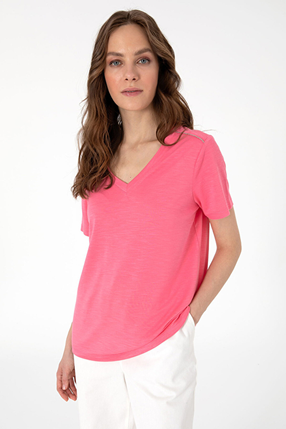 Pierre Cardin V Yaka Kadın Tişört 2122111 VR041 Pembe Pierre Cardin V Yaka Kadın Tişört 2122111 VR041 Pembe