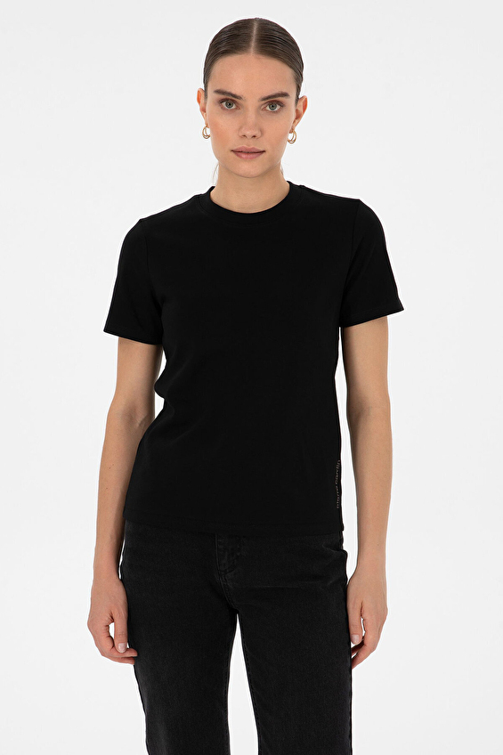 Pierre Cardin Kadın Tişört 2251434 VR046 Siyah Pierre Cardin Kadın Tişört 2251434 VR046 Siyah