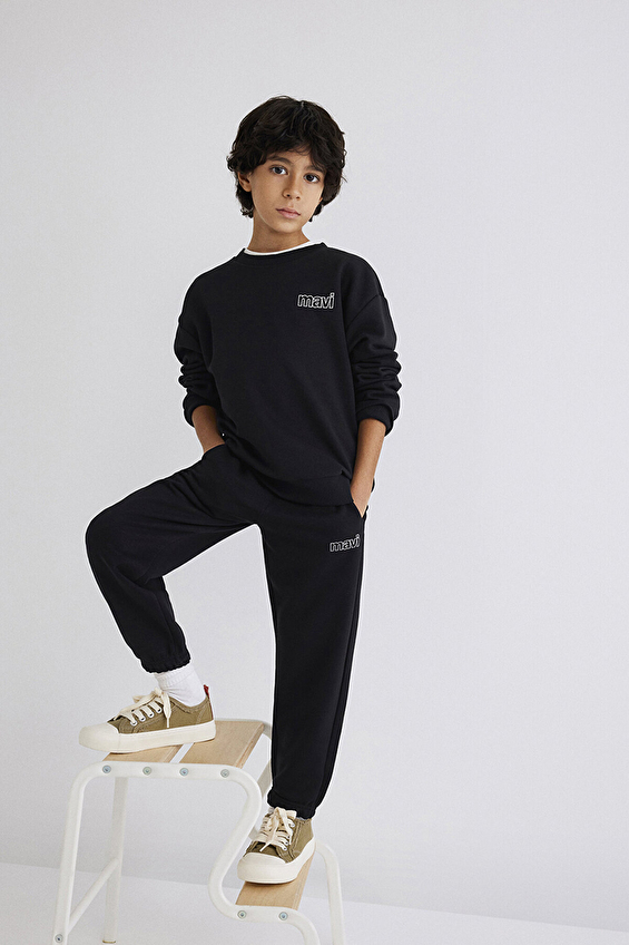 Mavi Regular Fit Erkek Çocuk Esofman M6010004 900 Siyah Mavi Regular Fit Erkek Çocuk Esofman M6010004 900 Siyah