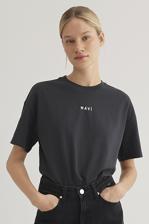 Mavi Bisiklet Yaka Loose Fit Kadın Tişört M1612518 70087 Siyah Mavi Bisiklet Yaka Loose Fit Kadın Tişört M1612518 70087 Siyah