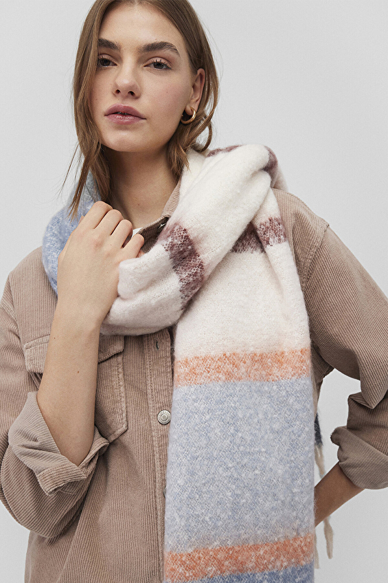 Mavi Kadın Atkı M1912812 Ekru Mavi Kadın Atkı M1912812 Ekru