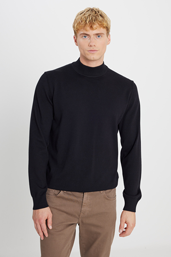 Altınyıldız Classics Standart Fit Erkek Triko ACE043261438 Siyah Altınyıldız Classics Standart Fit Erkek Triko ACE043261438 Siyah