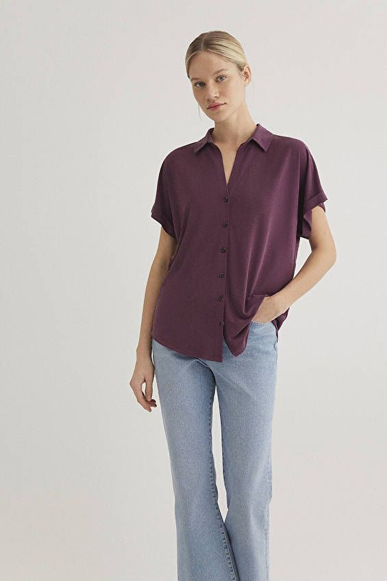 Mavi Polo Yaka Regular Fit Kısa Kollu Kadın Tişört M168081 70664 Kırmızı Mavi Polo Yaka Regular Fit Kısa Kollu Kadın Tişört M168081 70664 Kırmızı