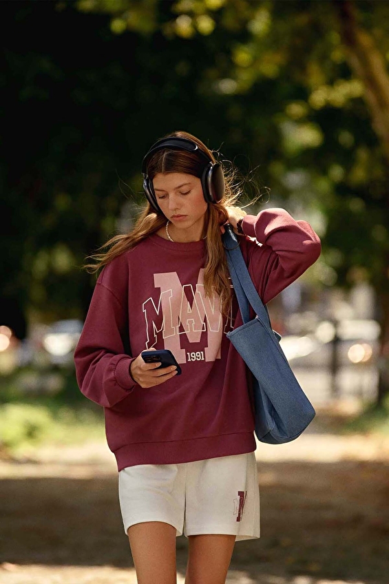 Mavi Bisiklet Yaka Uzun Kollu Oversize Kadın Sweatshirt M1S10162 70399 Tarçın
