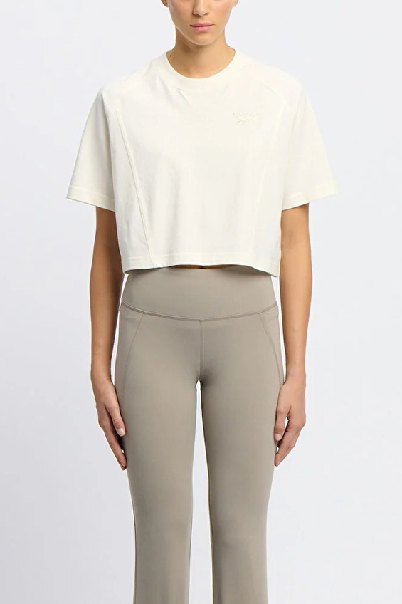 Reebok Regular Fit Kadın Tişört 100214091 Ekru Reebok Regular Fit Kadın Tişört 100214091 Ekru