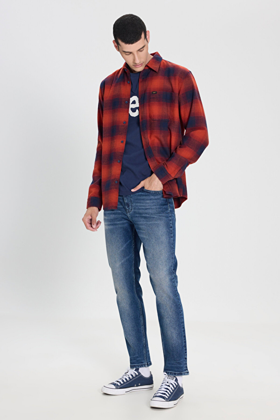 Lee Relax Fit Erkek Gömlek L242519600 Kırmızı Lee Relax Fit Erkek Gömlek L242519600 Kırmızı