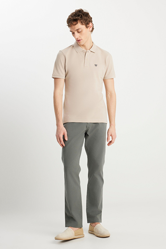 Wrangler Straight Fit Düz Paça Normal Bel Erkek Pantolon W1218646300 Yeşil Wrangler Straight Fit Düz Paça Normal Bel Erkek Pantolon W1218646300 Yeşil