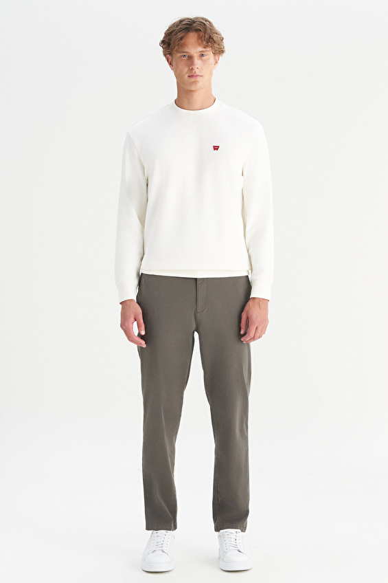 Wrangler Slim Fit Dar Paça Normal Bel Erkek Pantolon WM01200001UU Haki Wrangler Slim Fit Dar Paça Normal Bel Erkek Pantolon WM01200001UU Haki